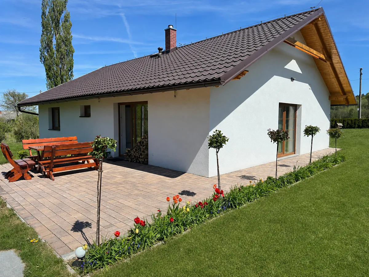 Prodej rodinného domu 106 m², pozemek 3700 m²